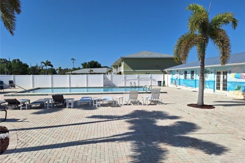 Condominio en alquiler en Punta Gorda, Florida, 2 dormitorios, 82.31 m2 № 1647915 - foto 18