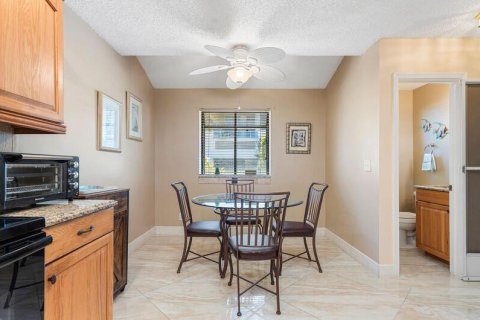 Adosado en venta en Pompano Beach, Florida, 2 dormitorios, 126.35 m2 № 2182858 - foto 11