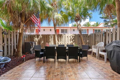 Adosado en venta en Pompano Beach, Florida, 2 dormitorios, 126.35 m2 № 2182858 - foto 30