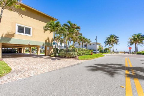 Adosado en venta en Pompano Beach, Florida, 2 dormitorios, 126.35 m2 № 2182858 - foto 27