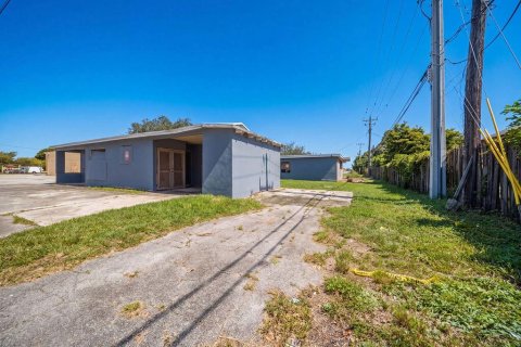 Propiedad comercial en venta en Hollywood, Florida № 2250292 - foto 7
