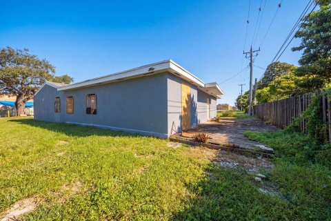 Propiedad comercial en venta en Hollywood, Florida № 2250292 - foto 8