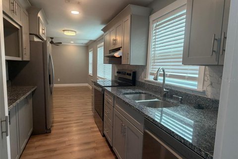 Appartement à louer à Tarpon Springs, Floride: 1 chambre, 60.39 m2 № 2415508 - photo 3
