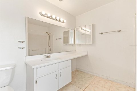 Casa en venta en Deltona, Florida, 3 dormitorios, 160.81 m2 № 1878143 - foto 5