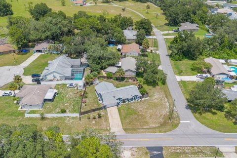 Casa en venta en Deltona, Florida, 3 dormitorios, 160.81 m2 № 1878143 - foto 3