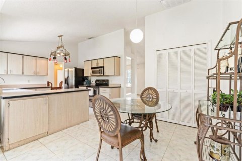 Casa en venta en Deltona, Florida, 3 dormitorios, 160.81 m2 № 1878143 - foto 15