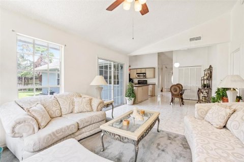 Casa en venta en Deltona, Florida, 3 dormitorios, 160.81 m2 № 1878143 - foto 17