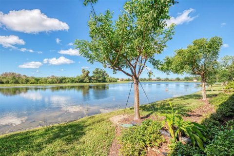 Condo in Venice, Florida, 2 bedrooms  № 2427298 - photo 4