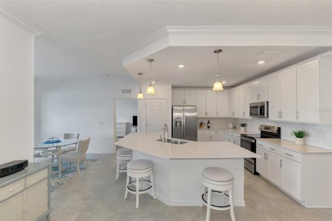 Condo in Venice, Florida, 2 bedrooms  № 2427298 - photo 21