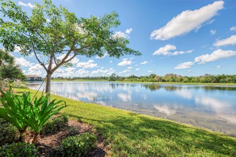 Condo in Venice, Florida, 2 bedrooms  № 2427298 - photo 2