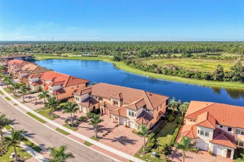 Condo in Venice, Florida, 2 bedrooms  № 2427298 - photo 6