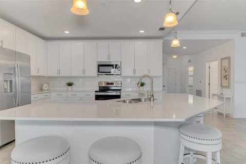 Condo in Venice, Florida, 2 bedrooms  № 2427298 - photo 24
