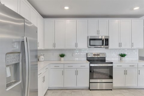 Condo in Venice, Florida, 2 bedrooms  № 2427298 - photo 26