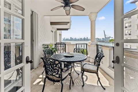 Купить кондоминиум в Майами-Бич, Флорида 3 спальни, 254.55м2, № 2058974 - фото 30