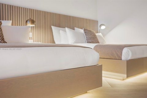 Condo in Miami Beach, Florida, 3 bedrooms  № 2022972 - photo 18