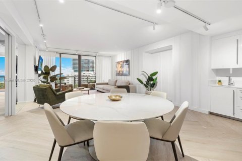 Condo in Miami Beach, Florida, 3 bedrooms  № 2022972 - photo 9