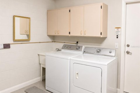 Copropriété à louer à Sun City Center, Floride: 2 chambres, 145.3 m2 № 2123563 - photo 27