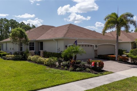 House in North Port, Florida 2 bedrooms, 150.22 sq.m. № 2207176