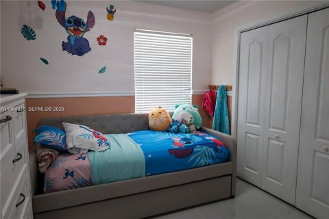 Casa en alquiler en Miami, Florida, 3 dormitorios, 129.32 m2 № 2003311 - foto 24