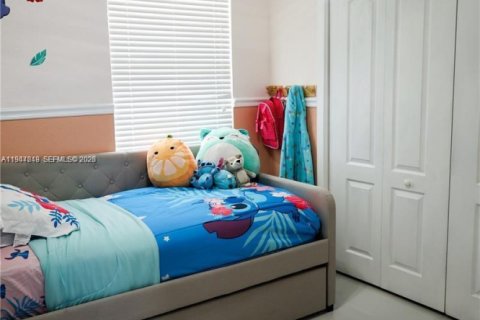 Casa en alquiler en Miami, Florida, 3 dormitorios, 129.32 m2 № 2003311 - foto 23