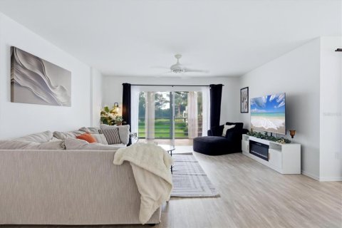 Copropriété à vendre à Sarasota, Floride: 2 chambres, 134.15 m2 № 2406625 - photo 10