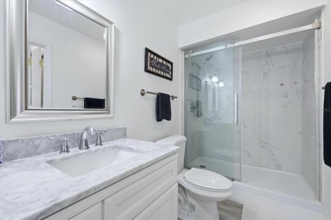 Copropriété à vendre à Sarasota, Floride: 2 chambres, 134.15 m2 № 2406625 - photo 25