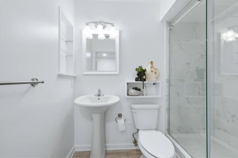 Copropriété à vendre à Sarasota, Floride: 2 chambres, 134.15 m2 № 2406625 - photo 28