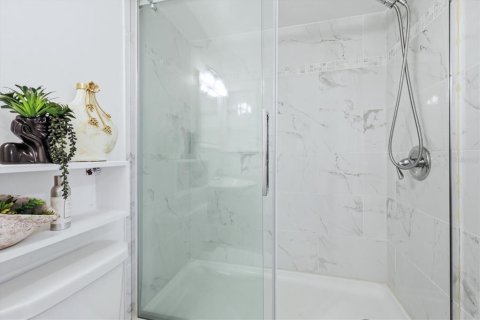 Copropriété à vendre à Sarasota, Floride: 2 chambres, 134.15 m2 № 2406625 - photo 29