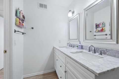 Copropriété à vendre à Sarasota, Floride: 2 chambres, 134.15 m2 № 2406625 - photo 23
