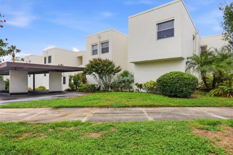 Copropriété à vendre à Sarasota, Floride: 2 chambres, 134.15 m2 № 2406625 - photo 2