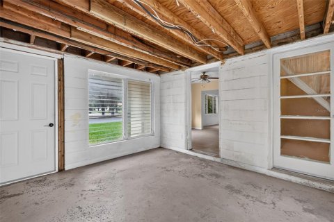 Villa ou maison à vendre à Mount Dora, Floride: 2 chambres, 99.22 m2 № 2391071 - photo 18