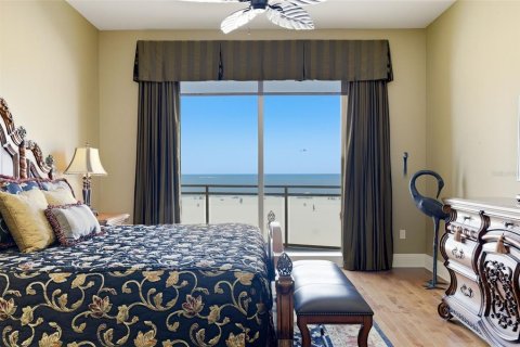 Condominio en venta en Clearwater, Florida, 3 dormitorios, 242.01 m2 № 2233747 - foto 24