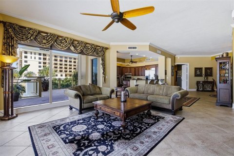 Condominio en venta en Clearwater, Florida, 3 dormitorios, 242.01 m2 № 2233747 - foto 16