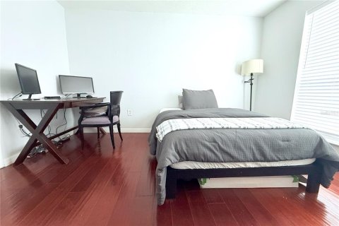 Condo in Tampa, Florida, 2 bedrooms  № 1774856 - photo 22