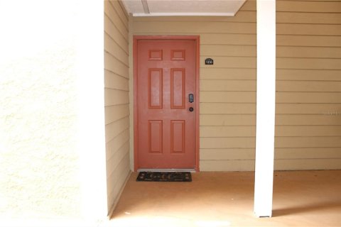 Condo in Tampa, Florida, 2 bedrooms  № 1774856 - photo 2