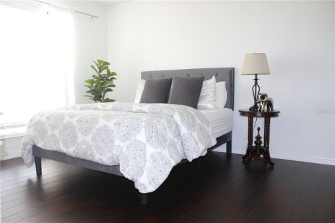 Condo in Tampa, Florida, 2 bedrooms  № 1774856 - photo 28