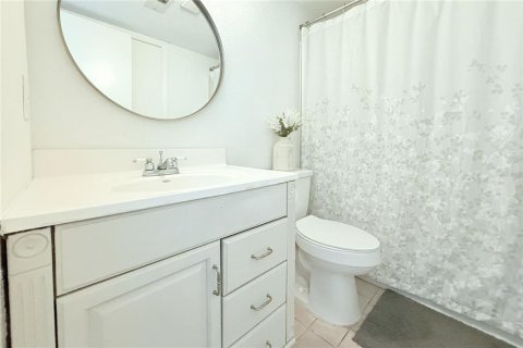 Condo in Tampa, Florida, 2 bedrooms  № 1774856 - photo 23
