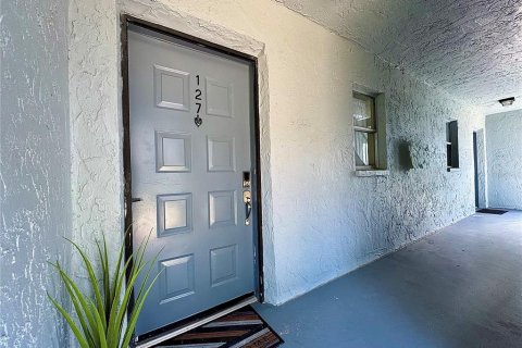 Condo in Pinellas Park, Florida, 2 bedrooms  № 1745313 - photo 22