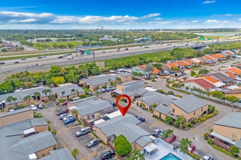Copropriété à louer à Sweetwater, Floride: 2 chambres, 87.61 m2 № 1845861 - photo 28