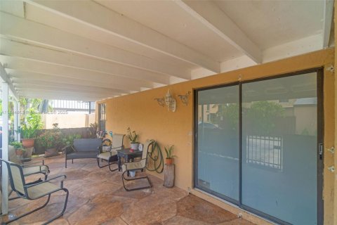 Copropriété à louer à Sweetwater, Floride: 2 chambres, 87.61 m2 № 1845861 - photo 20