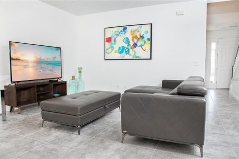 Adosado en venta en Kissimmee, Florida, 4 dormitorios, 194.17 m2 № 1754959 - foto 16