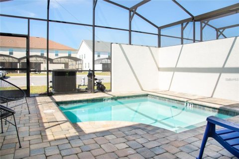 Adosado en venta en Kissimmee, Florida, 4 dormitorios, 194.17 m2 № 1754959 - foto 21