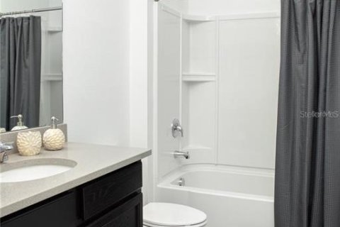 Adosado en venta en Kissimmee, Florida, 4 dormitorios, 194.17 m2 № 1754959 - foto 9