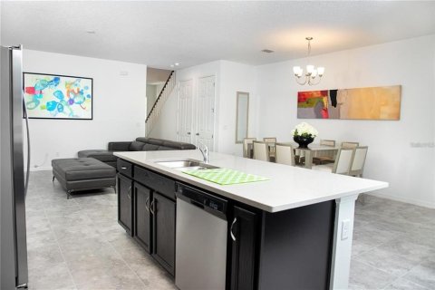 Adosado en venta en Kissimmee, Florida, 4 dormitorios, 194.17 m2 № 1754959 - foto 20