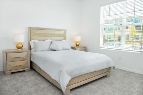 Adosado en venta en Kissimmee, Florida, 4 dormitorios, 194.17 m2 № 1754959 - foto 3