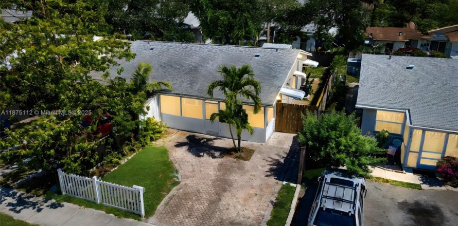 Villa ou maison à Oakland Park, Floride 2 chambres, 81.75 m2 № 1926046