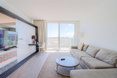 Condominio en venta en Miami Beach, Florida, 1 dormitorio, 64.47 m2 № 2029966 - foto 13