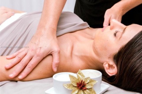 Condominio en venta en Miami Beach, Florida, 1 dormitorio, 64.47 m2 № 2029966 - foto 17