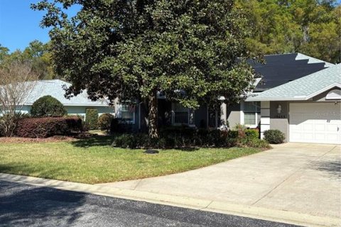 Villa ou maison à vendre à Dunnellon, Floride: 3 chambres, 210.42 m2 № 2148656 - photo 2