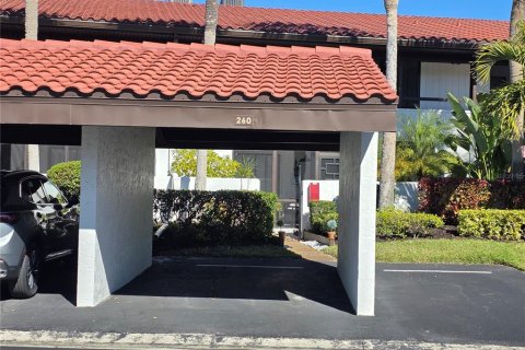 Condominio en alquiler en Bradenton, Florida, 2 dormitorios, 110.09 m2 № 2108932 - foto 2